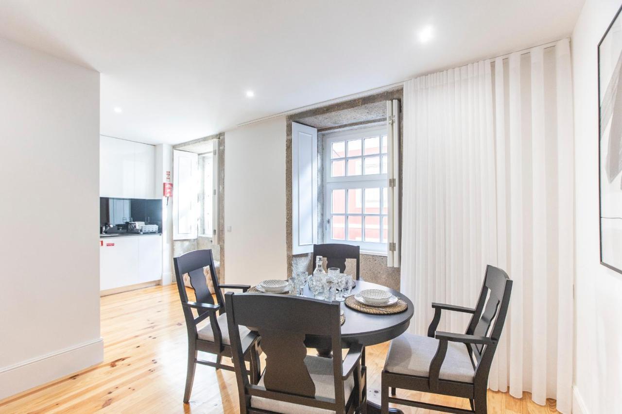 Elegant Downtown 1Br Flat W/ Ac By Lovelystay 波尔图 外观 照片